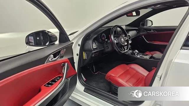 Kia Stinger id 3578778 из Кореи 20