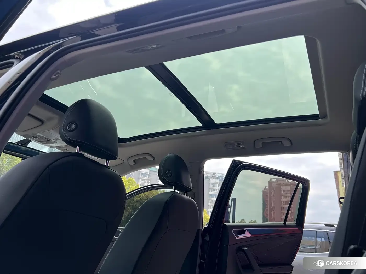 Volkswagen Tiguan L id 4654489 из Китая 32