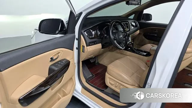 Kia The New Carnival id 3761097 из Кореи 20