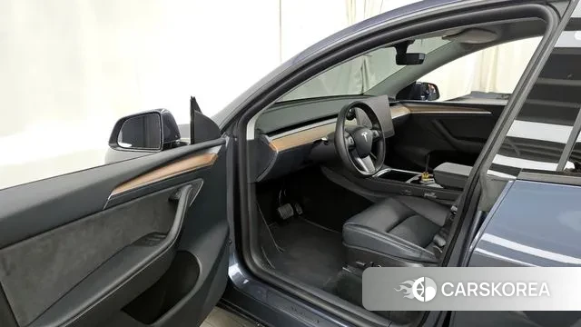 Tesla Model Y id 3561033 из Кореи 20