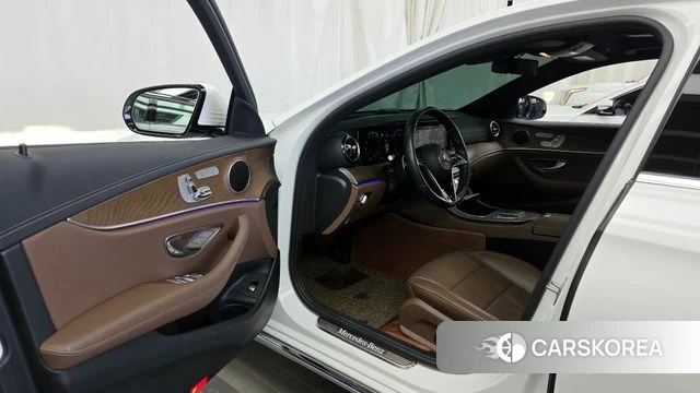 Mercedes-Benz E-Class W213 id 3904287 из Кореи 20