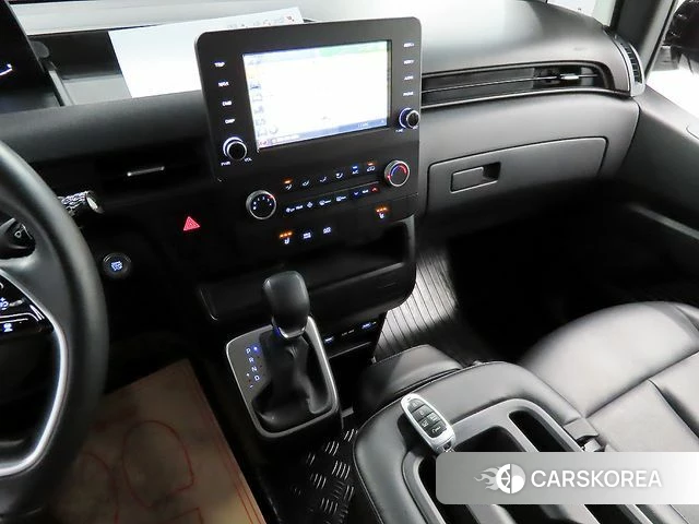 Hyundai Staria id 4534164 из Кореи 20