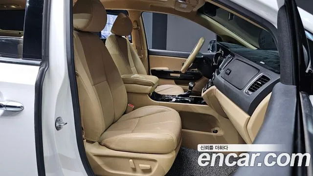 Kia The New Carnival id 2499132 из Кореи 20