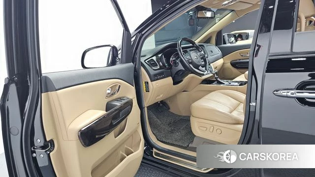 Kia The New Carnival id 4568732 из Кореи 20