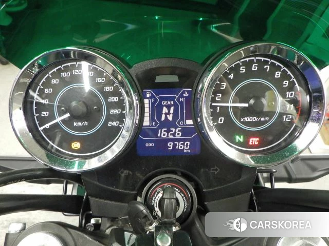 Kawasaki Z650RS id 3949352 из Японии 34