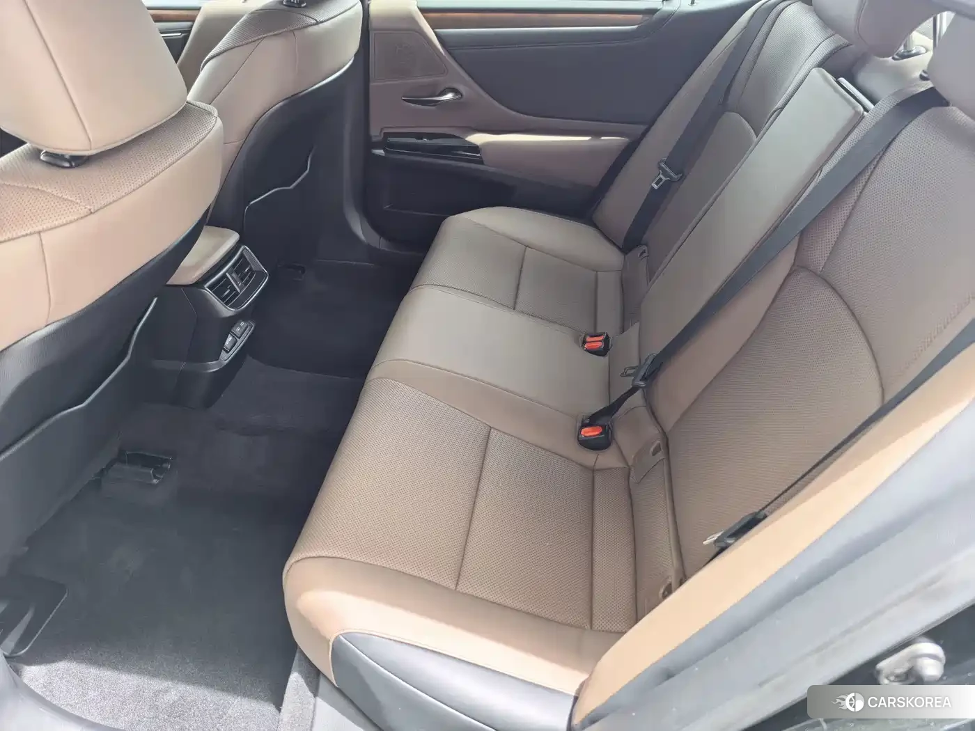 Lexus ES id 4644608 из Китая 12