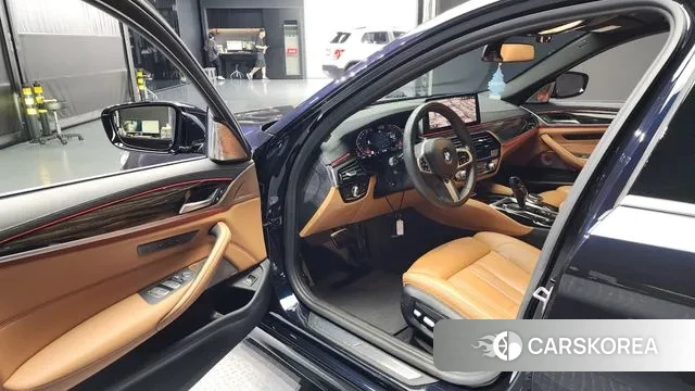 BMW 5 Series (G30) id 2985743 из Кореи 20