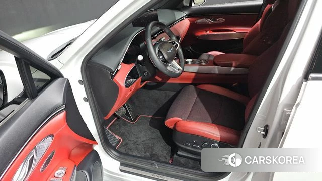 Genesis GV70 id 4501112 из Кореи 31