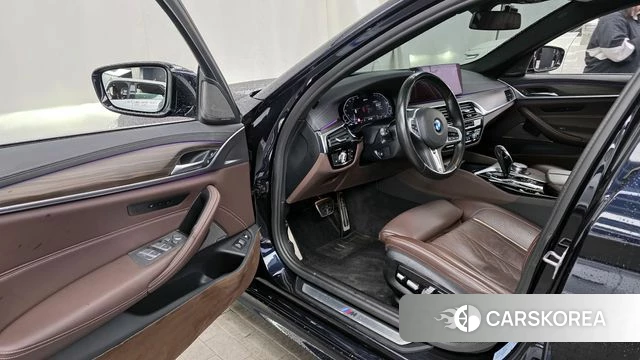 BMW 5 Series (G30) id 3807355 из Кореи 20