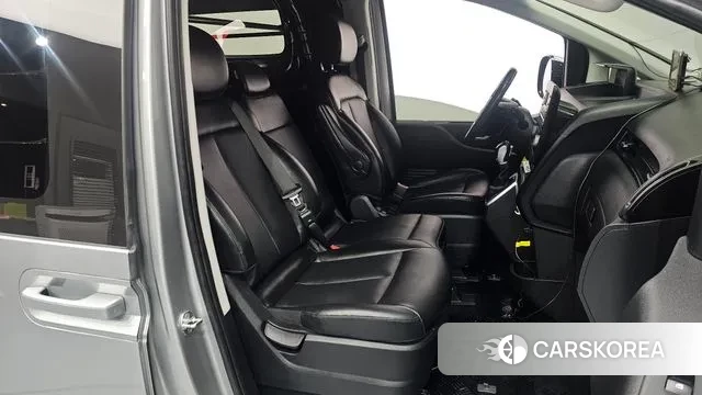 Hyundai Staria id 3488330 из Кореи 20