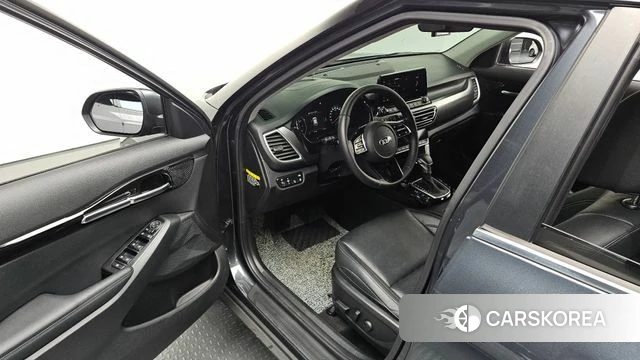 Kia Seltos id 4775776 из Кореи 32