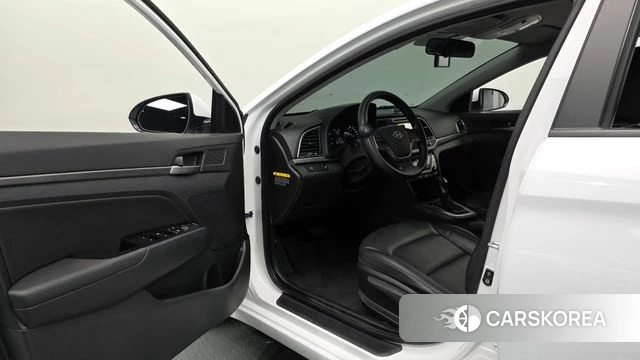 Hyundai Avante AD id 4615402 из Кореи 30