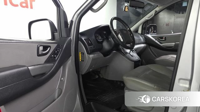 Hyundai The New Grand Starex id 4483392 из Кореи 20
