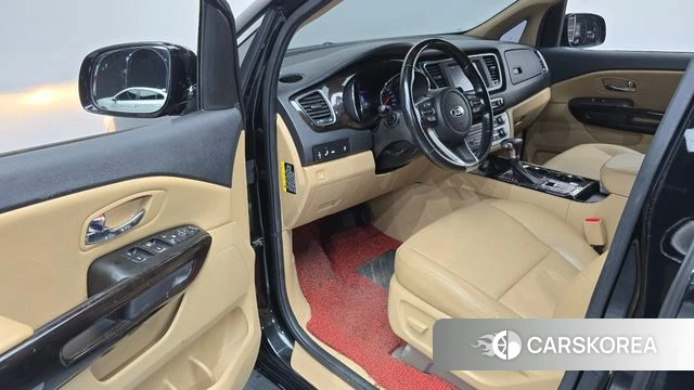 Kia The New Carnival id 4557471 из Кореи 20