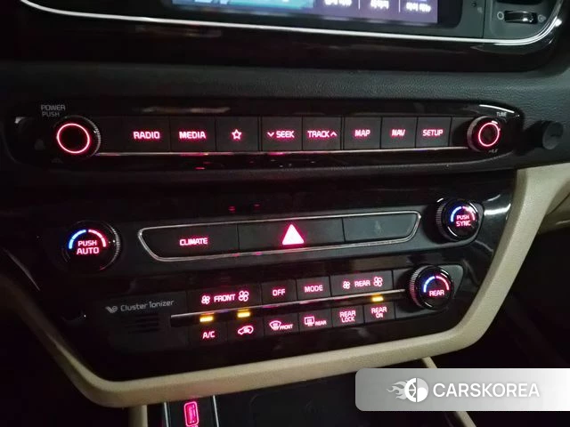 Kia The New Carnival id 4435751 из Кореи 19