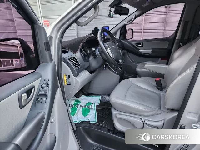 Hyundai The New Grand Starex id 3646232 из Кореи 20