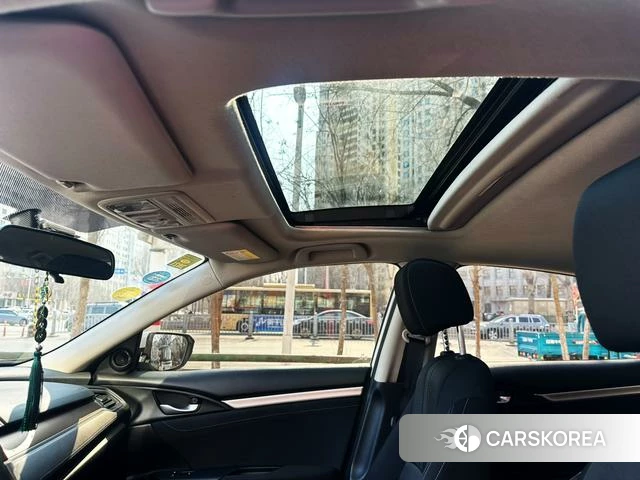 Honda Civic id 3863621 из Китая 15