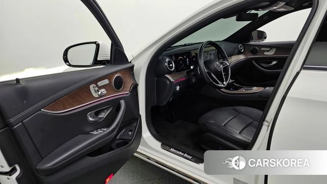 Mercedes-Benz E-Class W213 id 4651567 из Кореи 20