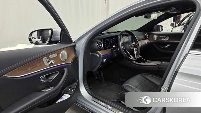 Mercedes-Benz E-Class W213 id 4324061 из Кореи 34