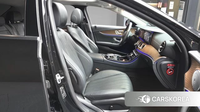 Mercedes-Benz E-Class W213 id 4873065 из Кореи 30