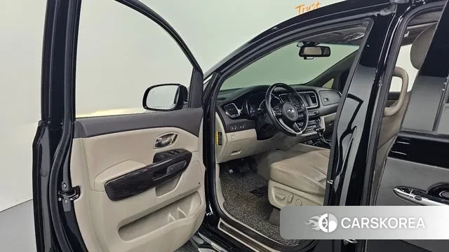 Kia All New Carnival id 3018993 из Кореи 20