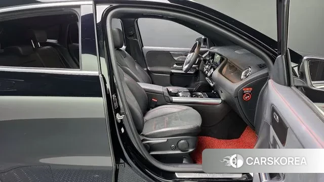 Mercedes-Benz GLA - Class H247 id 3776785 из Кореи 20