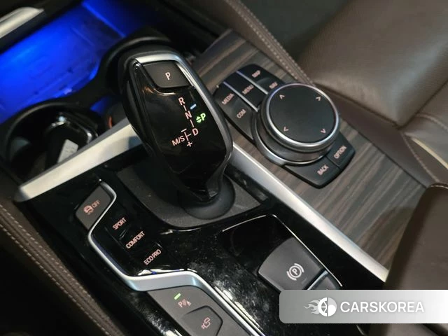 BMW 5 Series (G30) id 4477152 из Кореи 20