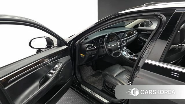 Genesis G90 id 3942796 из Кореи 20