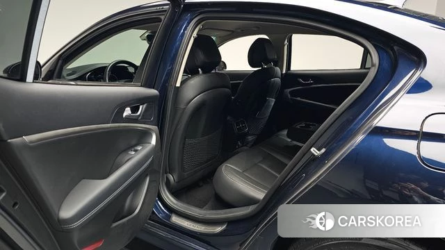 Genesis The New G70 id 3954435 из Кореи 20