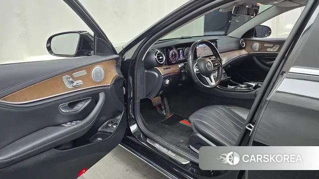 Mercedes-Benz E-Class W213 id 3380100 из Кореи 20