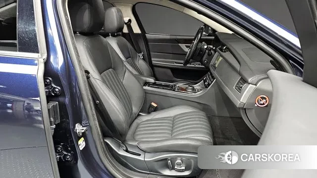 Jaguar XF (X260) id 3357061 из Кореи 20