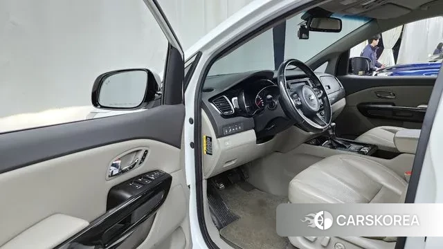 Kia All New Carnival id 3474924 из Кореи 20