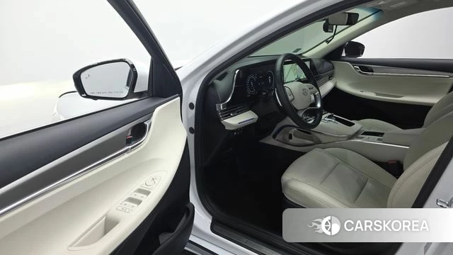 Hyundai The New Grandeur IG Hybrid id 4330415 из Кореи 33