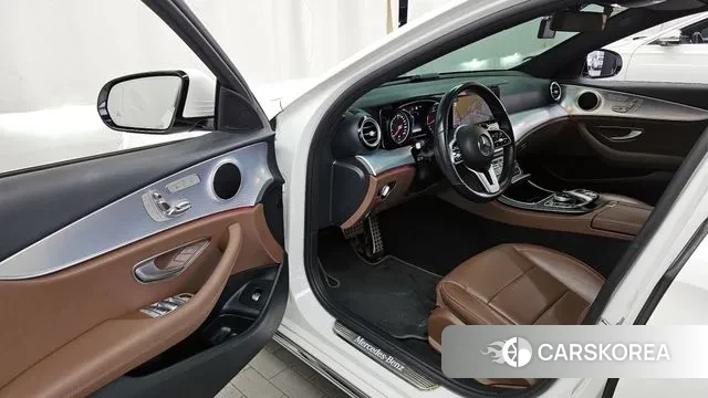 Mercedes-Benz E-Class W213 id 3402604 из Кореи 20