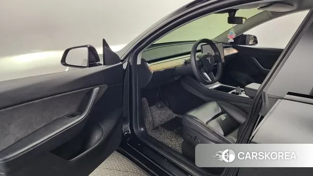 Tesla Model Y id 3094691 из Кореи 20