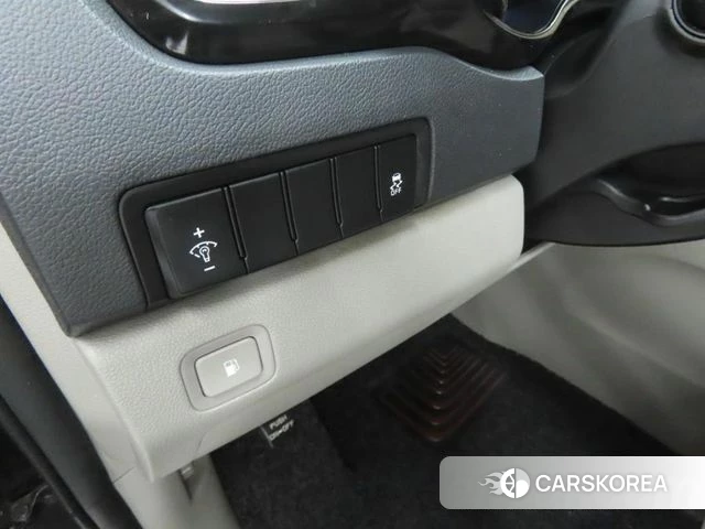 Kia The New Carnival id 4581934 из Кореи 20