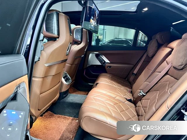 BMW 7 series id 4272119 из Китая 10