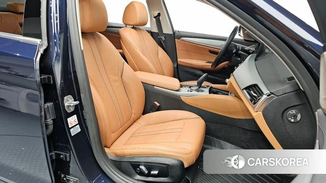 BMW 5 Series (G30) id 4496515 из Кореи 32