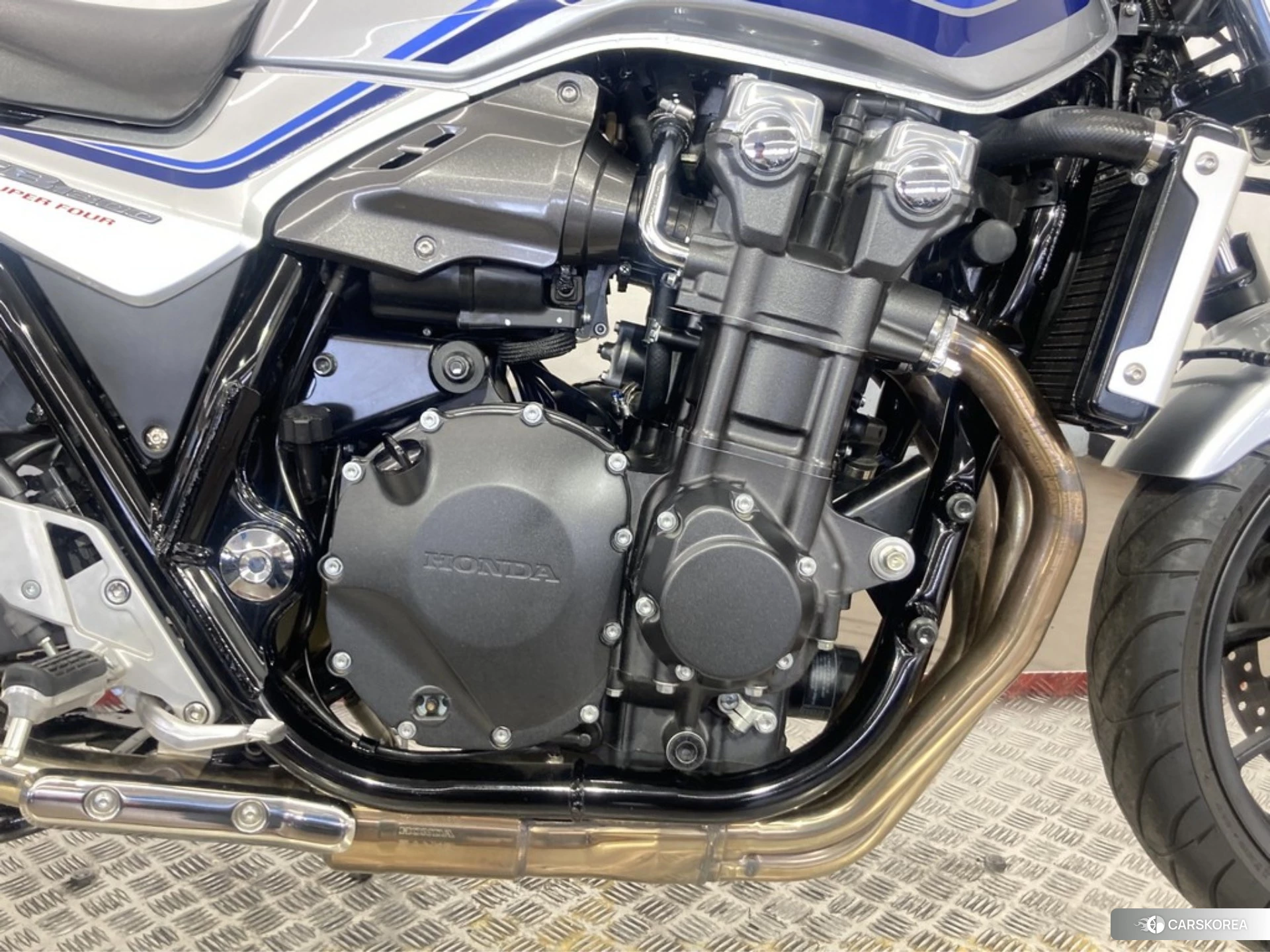 Проданный Honda CB1300SF ABS id 4184893 из Японии, фото 31