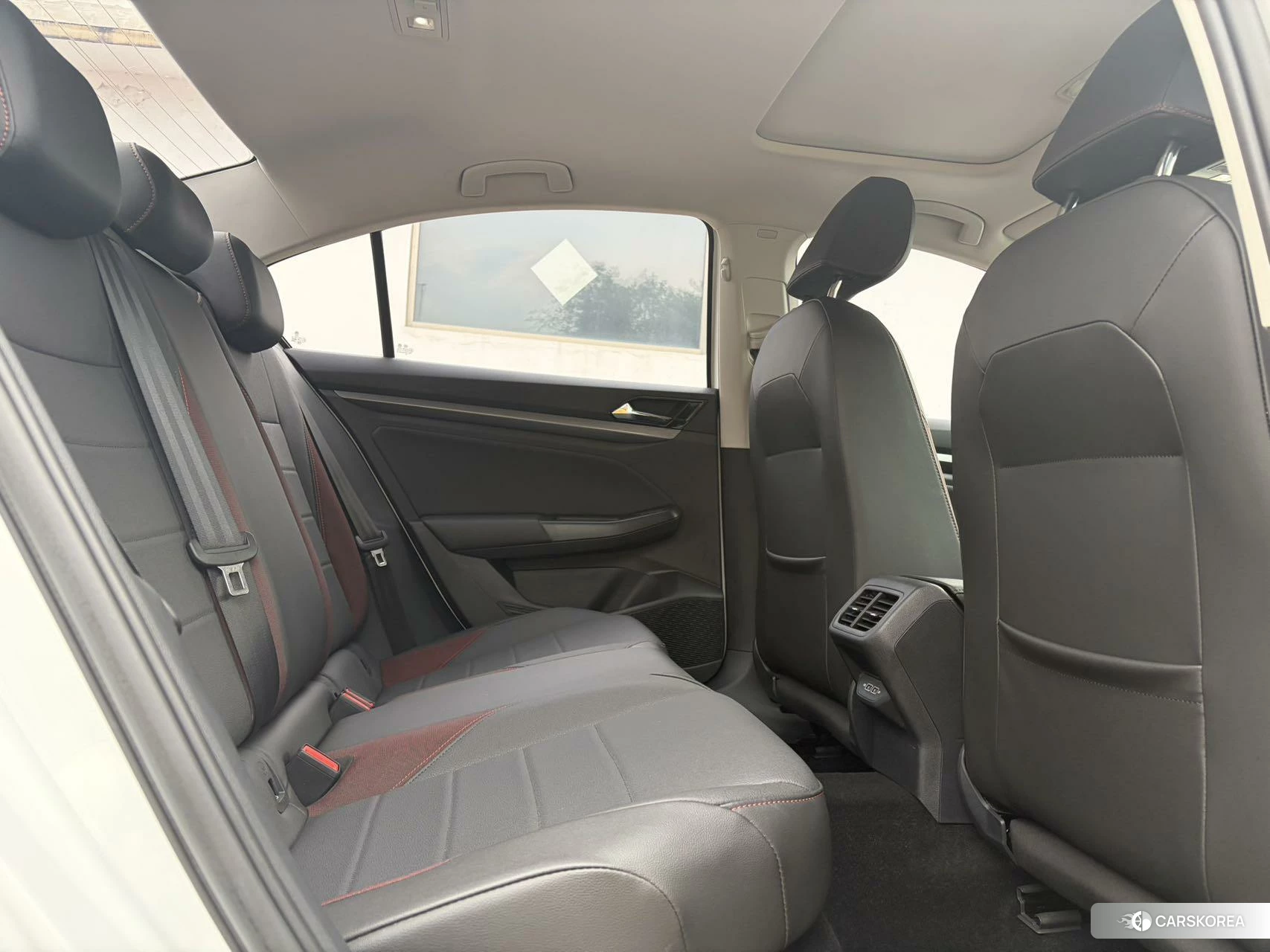 Volkswagen Bora id 4512840 из Китая 12