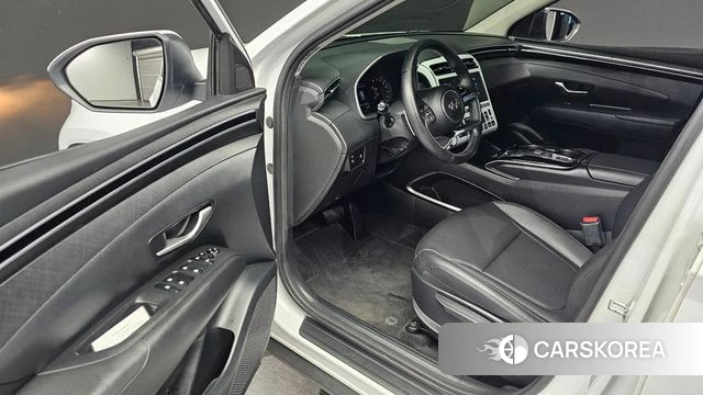Hyundai Tucson (NX4) id 4893880 из Кореи 30