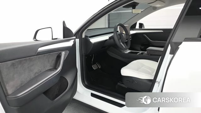Tesla Model Y id 4533575 из Кореи 20
