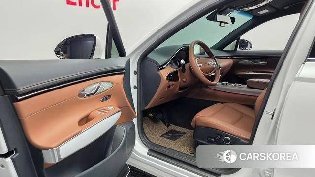 Genesis GV70 id 4201185 из Кореи 32