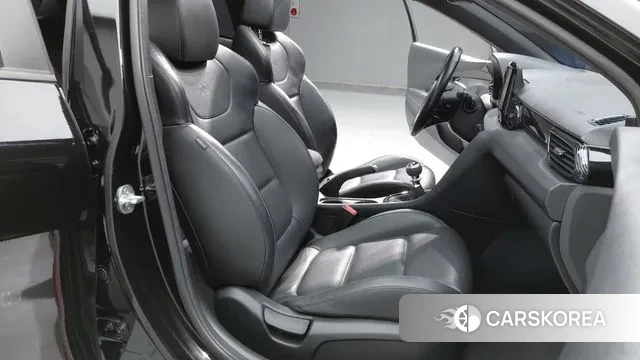 Hyundai Veloster (JS) id 3459928 из Кореи 20