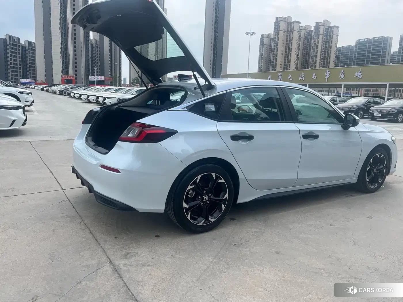 Honda Civic id 4617050 из Китая 14