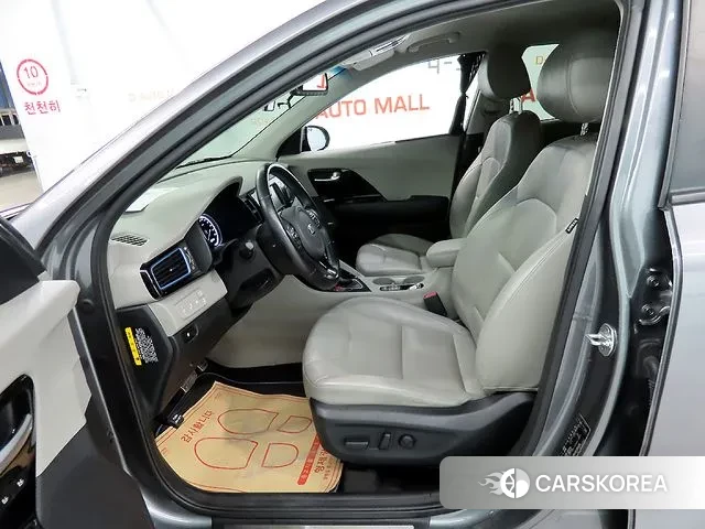 Kia Niro id 3608436 из Кореи 20