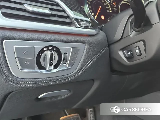 BMW 7 Series (G11) id 3714154 из Кореи 20