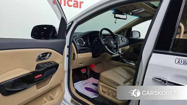 Kia The New Carnival id 4525880 из Кореи 20