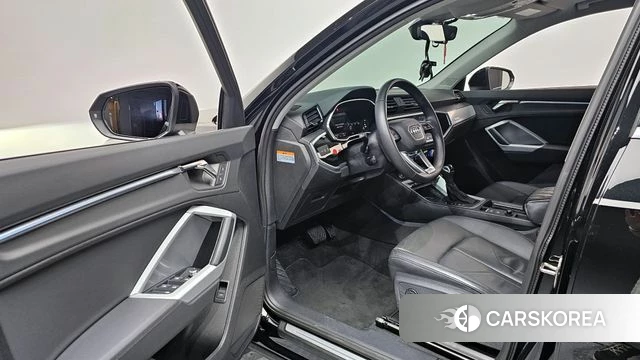 Audi Q3 (F3) id 4388647 из Кореи 32