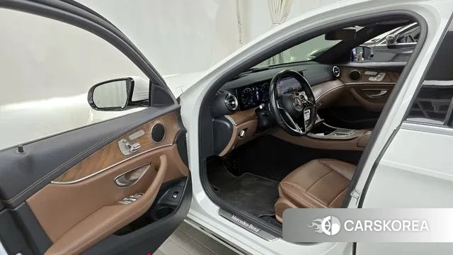 Mercedes-Benz E-Class W213 id 3514284 из Кореи 20